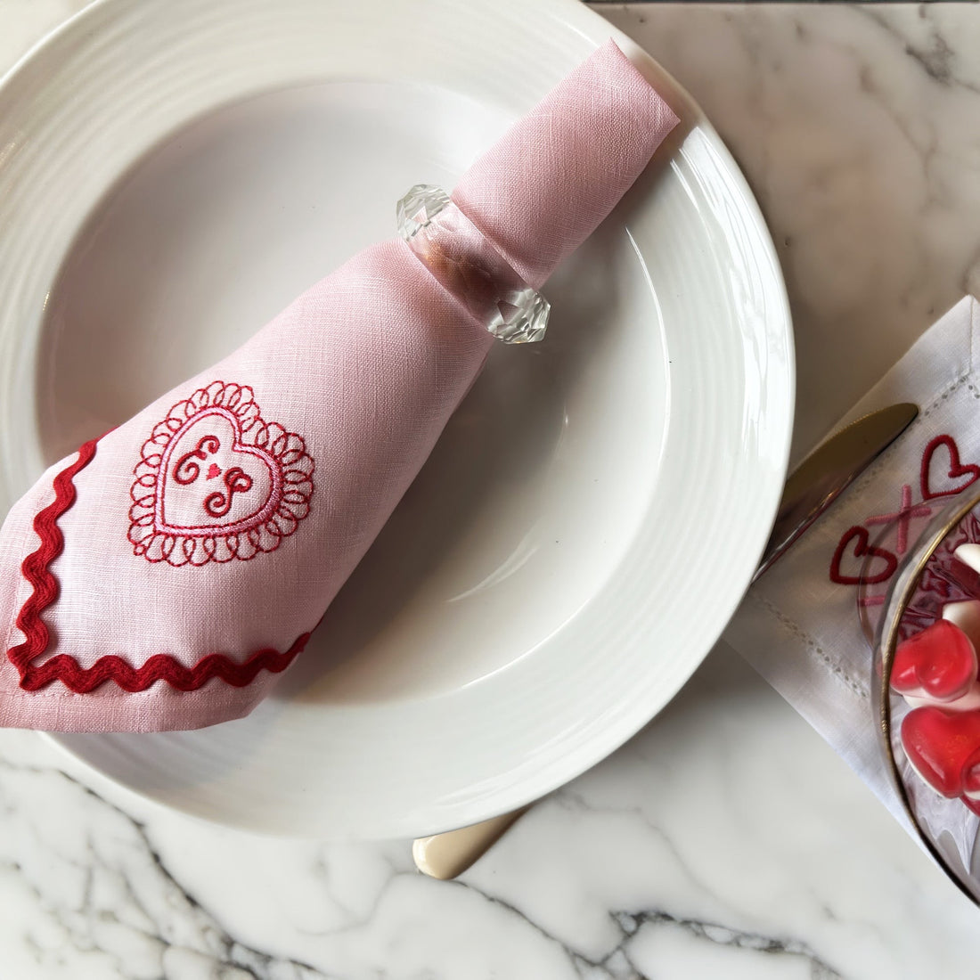 Love Heart Valentine Linen napkins - Set of 2