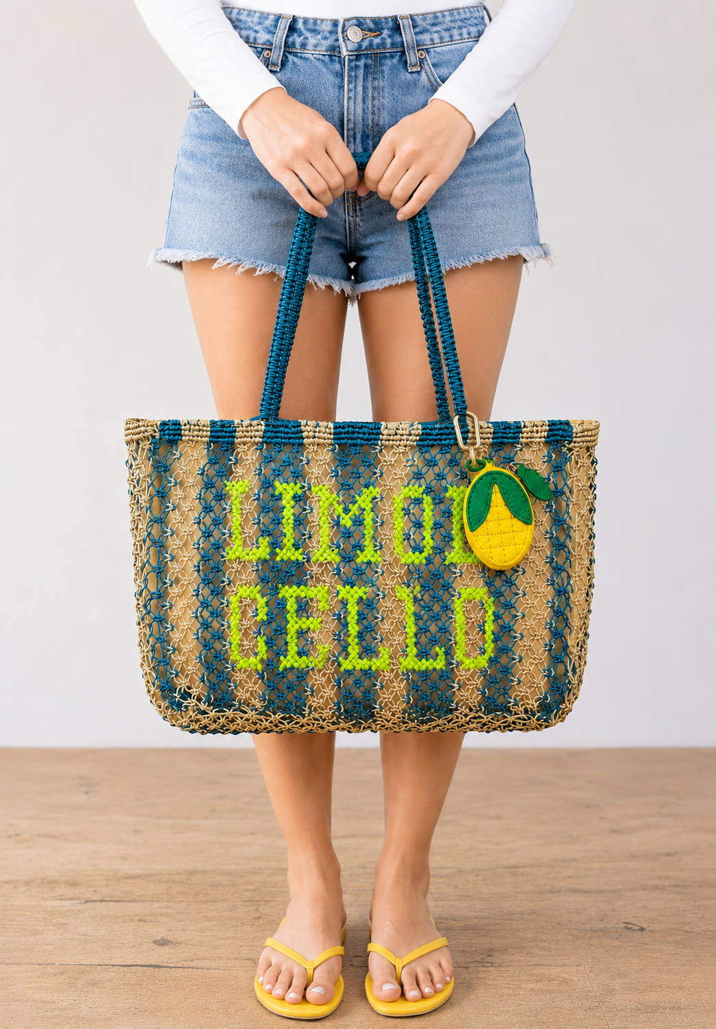 Limonchello Jute Bag With Charm