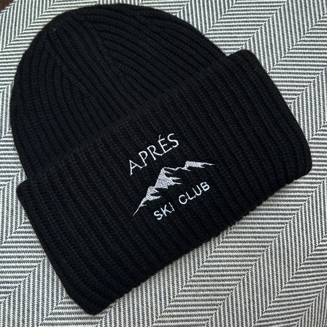 Personalized Embroidered 'Apres Ski' Beanie