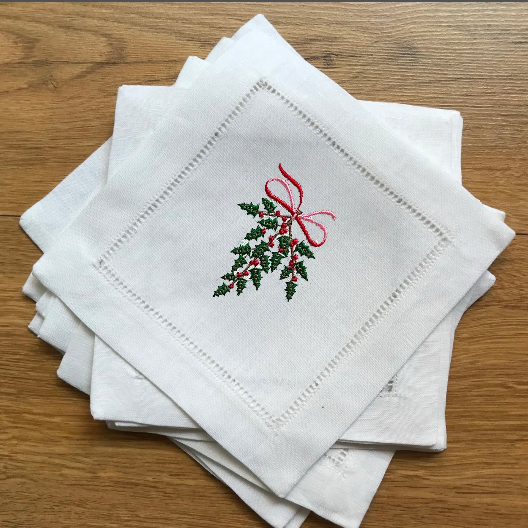 Hanging Holly Christmas Cocktail Napkins | Set of 2